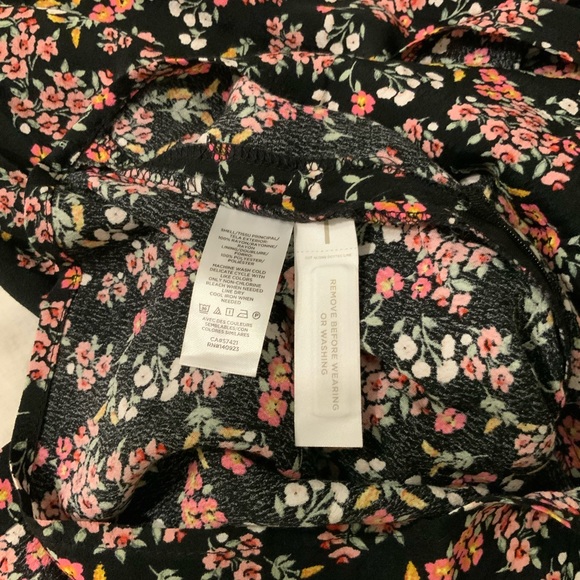 Ann Taylor Loft 0 Black Floral Wrap Romper Dress - Picture 11 of 14